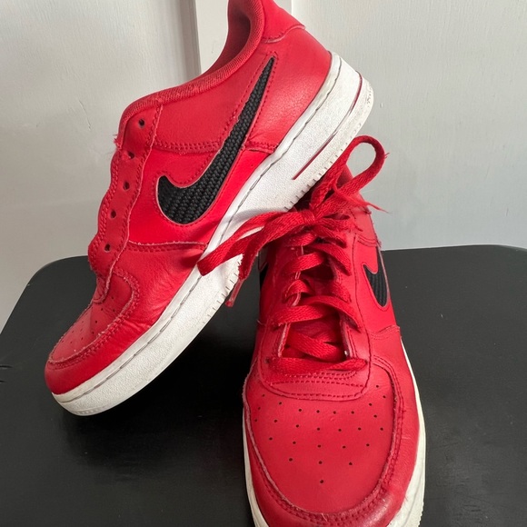 Nike Air Force 1 Red size 7Y - Picture 4 of 11
